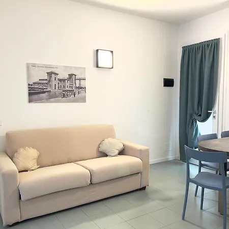 Darsena Apartment *